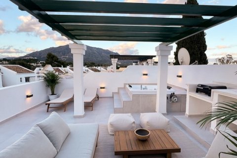 Bliźniak Nueva Andalucia, Malaga, Hiszpania 3 sypialnie, 137 mkw. nr 127506 – zdjęcie 14