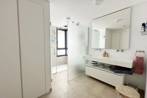 Wohnung zum Verkauf Estepona, Malaga, Spanien 3 Schlafzimmer, 159 m2 Nr. 127502 - Foto 16
