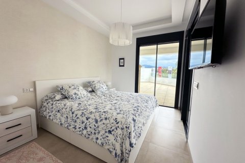 Wohnung zum Verkauf Estepona, Malaga, Spanien 3 Schlafzimmer, 159 m2 Nr. 127502 - Foto 13