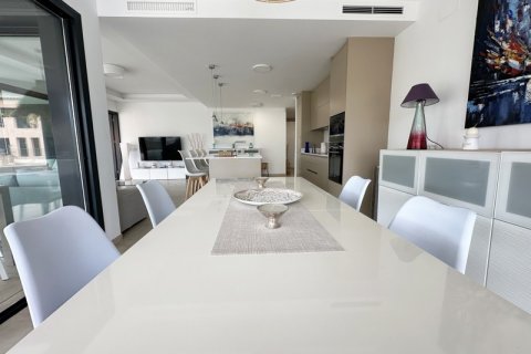 Wohnung zum Verkauf Estepona, Malaga, Spanien 3 Schlafzimmer, 159 m2 Nr. 127502 - Foto 9