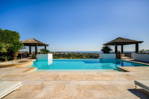 House for sale Benahavis, Malaga, Spain 5 bedrooms, 1207 sq.m. No. 127507 - photo 4