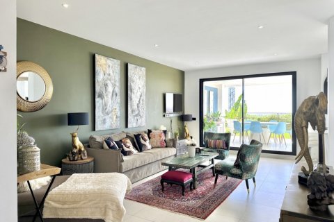 Huoneisto myytävänä Estepona, Malaga, Espanja, 3 makuuhuonetta, 188 m2 No. 127505 - kuva 5