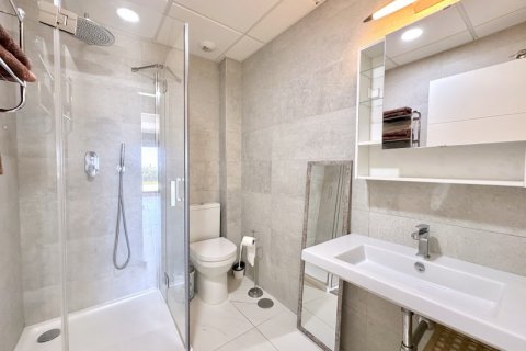 Huoneisto myytävänä Estepona, Malaga, Espanja, 3 makuuhuonetta, 188 m2 No. 127505 - kuva 21