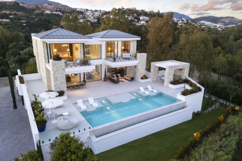 Māja pārdošanā La Quinta, Malaga, Spānijā 5 istabas, 605 m2 Nr. 127508 - attēls 2