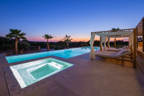 Finca for rent Ses Salines, Mallorca, Spain 6 bedrooms, 543 sq.m. No. 130983 - photo 3