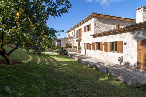 Villa for rent Santa Ponsa, Mallorca, Spain 5 bedrooms, 694 sq.m. No. 130985 - photo 2