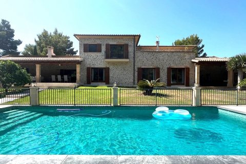 Villa for rent Santa Ponsa, Mallorca, Spain 5 bedrooms, 694 sq.m. No. 130985 - photo 1