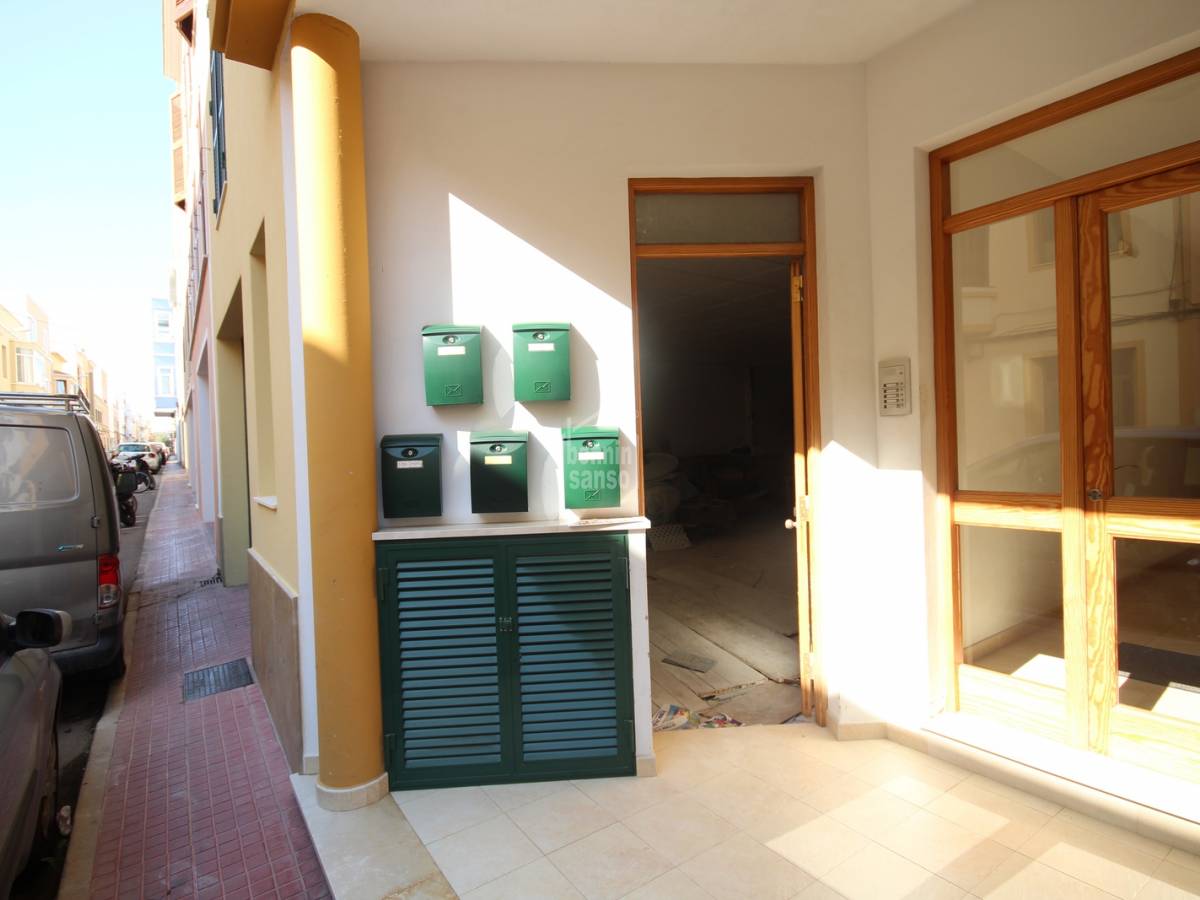 Proprietà commerciale a Ciutadella De Menorca, Menorca, Spagna 163 mq. N° 128002