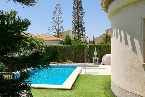 Villa pārdošanā Playa Flamenca II, Alicante, Spānijā 140 m2 Nr. 130583 - attēls 4