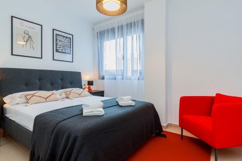 Dzīvoklis pārdošanā Villajoyosa, Alicante, Spānijā 100 m2 Nr. 130582 - attēls 2
