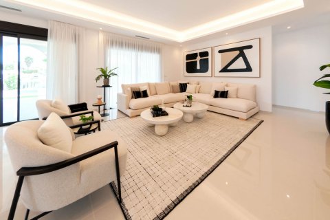 Villa for sale Ciudad Quesada, Alicante, Spain 3 bedrooms, 300 sq.m. No. 122910 - photo 4