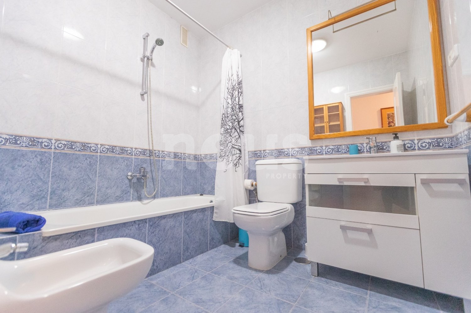 Villa a Adeje, Tenerife, Spagna 3 camere da letto, 212 mq. N° 127611