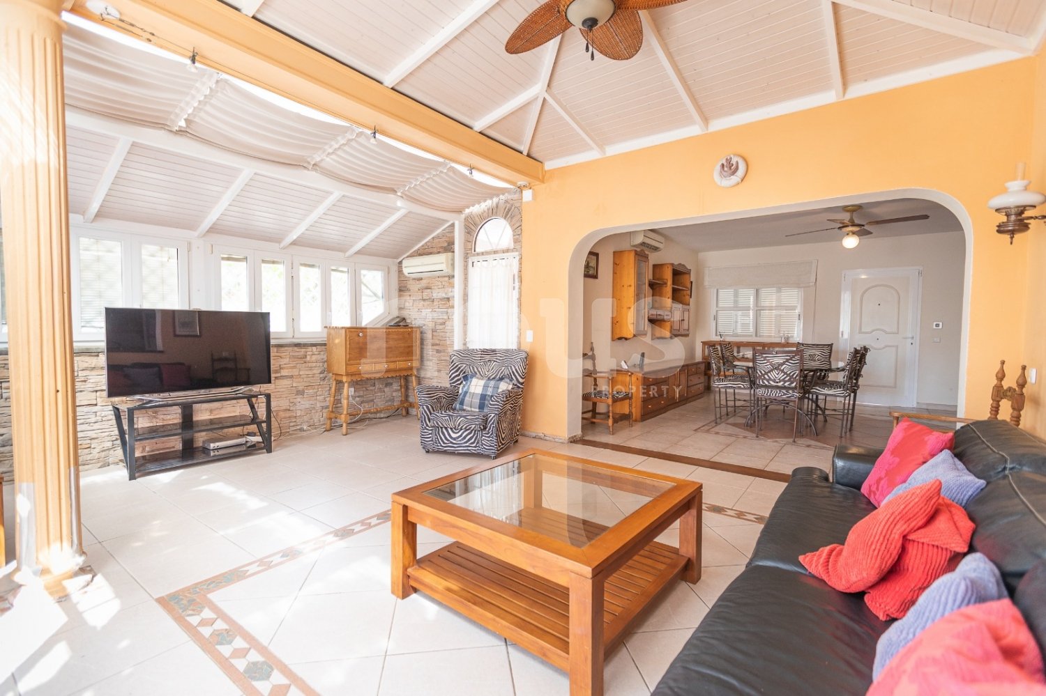 Villa a Adeje, Tenerife, Spagna 3 camere da letto, 212 mq. N° 127611
