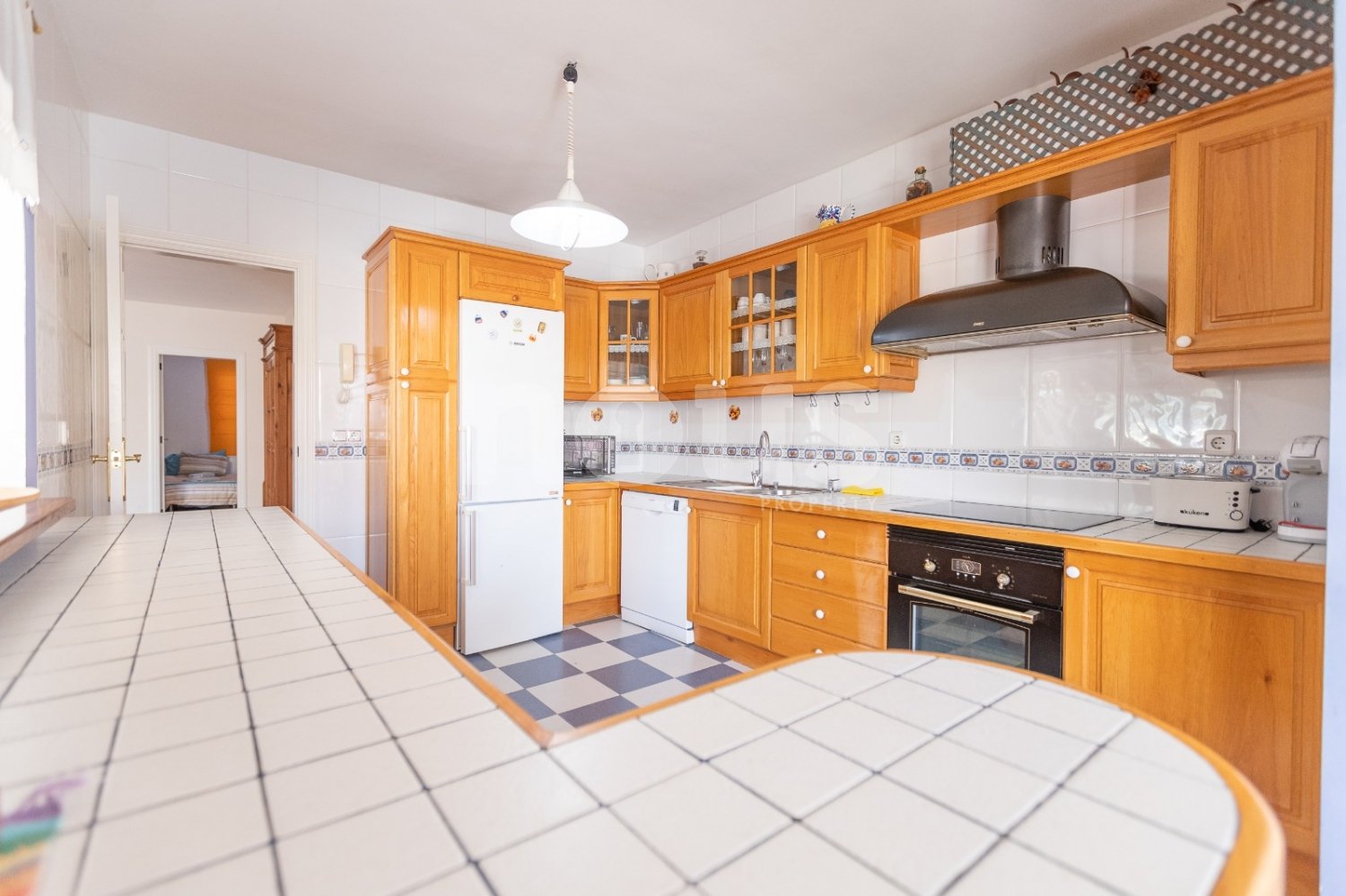 Villa a Adeje, Tenerife, Spagna 3 camere da letto, 212 mq. N° 127611