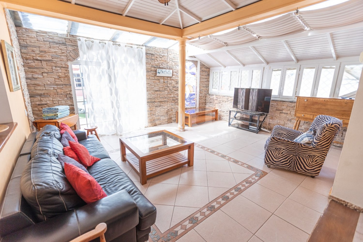 Villa a Adeje, Tenerife, Spagna 3 camere da letto, 212 mq. N° 127611