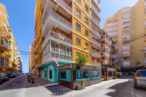 Appartamento in vendita Torrevieja, Alicante, Spagna 3 camere da letto, 105 mq. N° 131869 - foto 18