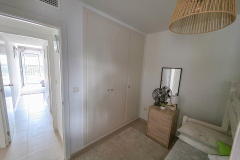 Lägenhet till salu Alicante, Spanien 2 sovrum,  Nr. 131867 - foto 11