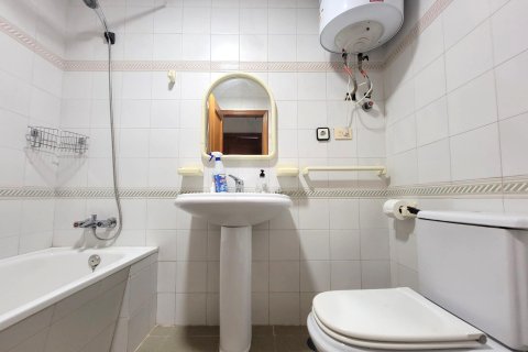 Apartment for sale Torrevieja, Alicante, Spain 3 bedrooms, 128 sq.m. No. 131866 - photo 26