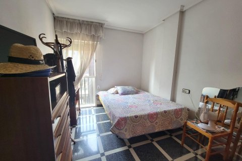 Apartment for sale Torrevieja, Alicante, Spain 3 bedrooms, 128 sq.m. No. 131866 - photo 18