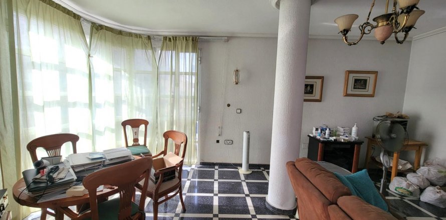 Apartment Torrevieja, Alicante, Spain 3 bedrooms, 128 sq.m. No. 131866