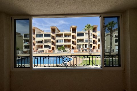 Wohnung zum Verkauf Torrevieja, Alicante, Spanien 2 Schlafzimmer, 72 m2 Nr. 131864 - Foto 2