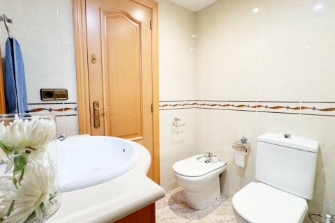 Apartment for sale Malgrat de Mar, Barcelona, Spain 2 bedrooms, 78 sq.m. No. 130410 - photo 19