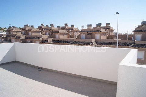 Villa for sale Santa Pola, Alicante, Spain 2 bedrooms, 80 sq.m. No. 121601 - photo 8
