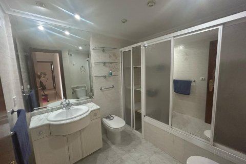 Apartment à vendre Benidorm, Alicante, Espagne, 2 chambres, 100 m2 No. 127179 - photo 17