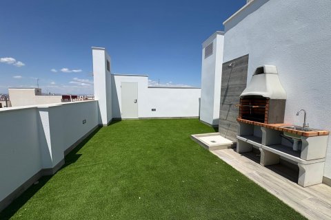 Apartamento en venta en Torrevieja, Alicante, España 2 dormitorios, 80 m2 No. 127185 - foto 28