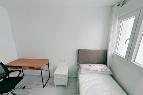 Apartamento en venta en Torrevieja, Alicante, España 2 dormitorios, 80 m2 No. 127185 - foto 13