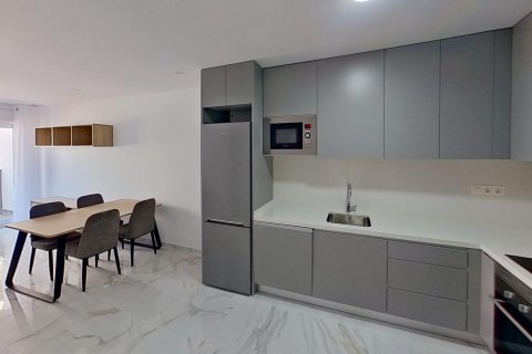 Apartment for sale Torrevieja, Alicante, Spain 2 bedrooms, 80 sq.m. No. 127185 - photo 2