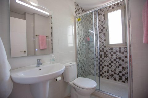 Zemes gabals īrēšanai Los Dolses, Alicante, Spānijā 85 m2 Nr. 127183 - attēls 8
