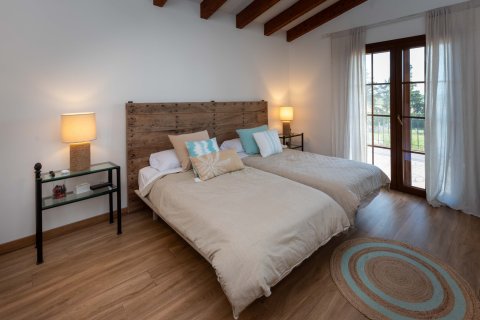Finca for rent Llubi, Mallorca, Spain 5 bedrooms, 451 sq.m. No. 120134 - photo 19