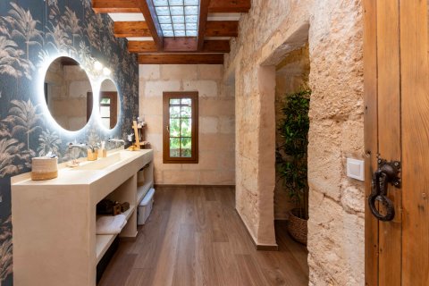 Finca for rent Llubi, Mallorca, Spain 5 bedrooms, 451 sq.m. No. 120134 - photo 30