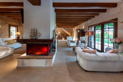 Finca for rent Llubi, Mallorca, Spain 5 bedrooms, 451 sq.m. No. 120134 - photo 15