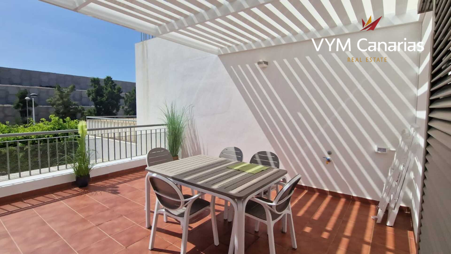 Tvåvåningslägenhet i La Caleta, Ibiza, Spanien 2 sovrum, 108 kvm. Nr. 132754