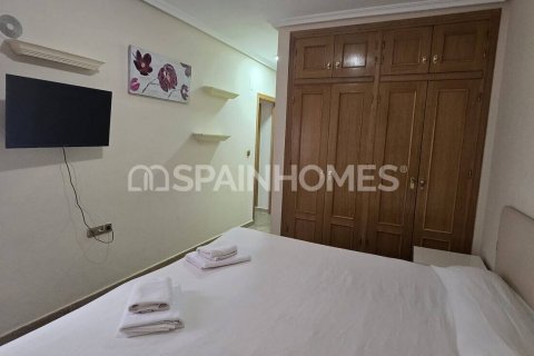Apartment for sale Torrevieja, Alicante, Spain 3 bedrooms, 108 sq.m. No. 131219 - photo 10