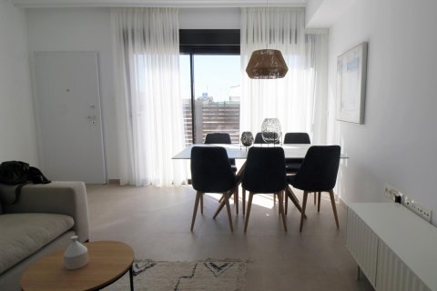 Продажа виллы Пилар де ла Орадада, Аликанте, Испания 4 спальни, 114м2 №125531 - фото 15