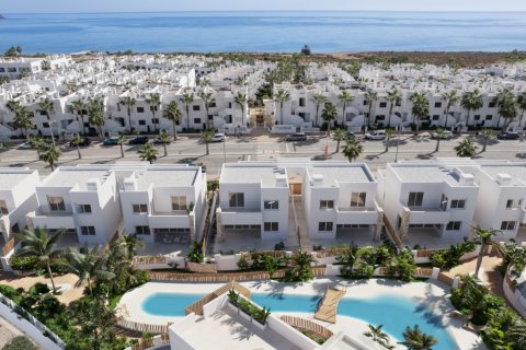 Продажа бунгало Сан Хуан де лос Террерос, Альмерия, Испания 2 спальни, 189м2 №123800 - фото 1