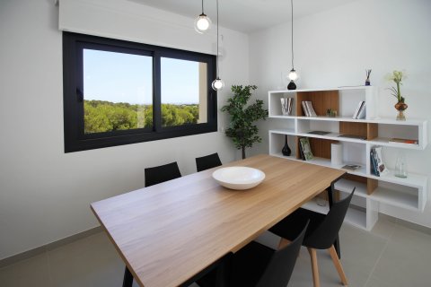 Продажа бунгало в Пинар де Камповерде, Аликанте, Испания 2 спальни, 159м2 №123300 - фото 26