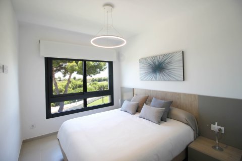 Продажа бунгало в Пинар де Камповерде, Аликанте, Испания 2 спальни, 159м2 №123300 - фото 27