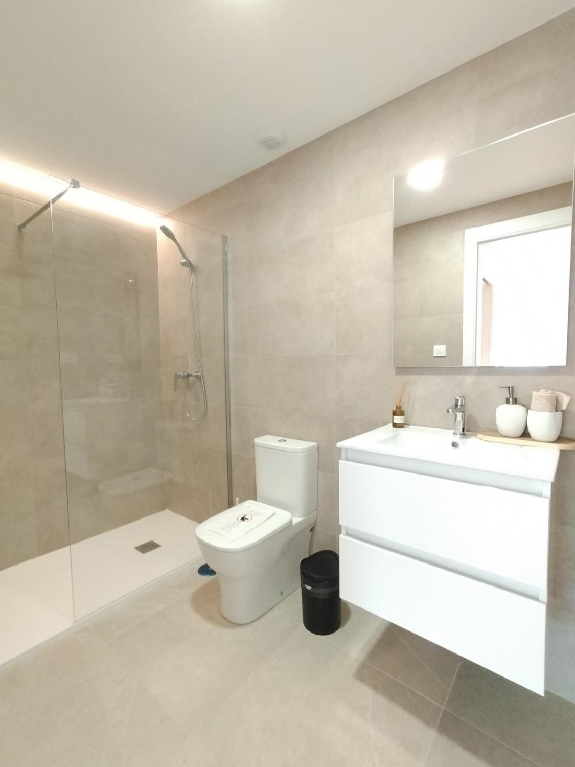 Appartamento a Monforte del Cid, Alicante, Spagna 2 camere da letto, 95 mq. N° 131369