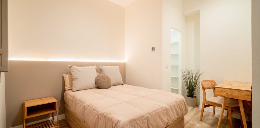 Commercial property Madrid, Almeria, Spain 127 sq.m. No. 130304