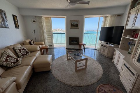 Apartamento en venta Torrevieja, Alicante, España 3 dormitorios, 90 m2 No. 125987 - foto 1
