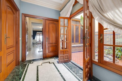 Commercial property for sale Cox, Alicante, Spain 12 bedrooms, 1100 sq.m. No. 125988 - photo 12