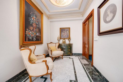 Commercial property for sale Cox, Alicante, Spain 12 bedrooms, 1100 sq.m. No. 125988 - photo 21