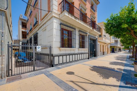 Commercial property for sale Cox, Alicante, Spain 12 bedrooms, 1100 sq.m. No. 125988 - photo 2