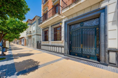 Commercial property for sale Cox, Alicante, Spain 12 bedrooms, 1100 sq.m. No. 125988 - photo 3