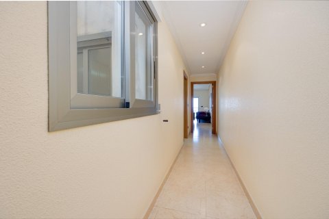 Apartment for sale Torrevieja, Alicante, Spain 3 bedrooms, 136 sq.m. No. 125992 - photo 25