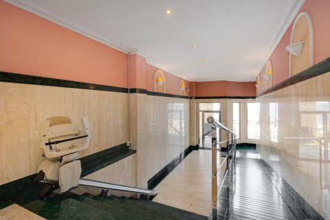 Apartment for sale Torrevieja, Alicante, Spain 3 bedrooms, 136 sq.m. No. 125992 - photo 6